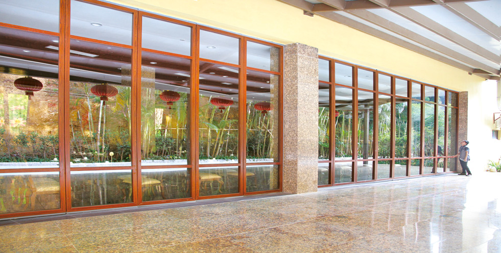 惠州云頂度假酒店玻璃隔斷安裝項目
